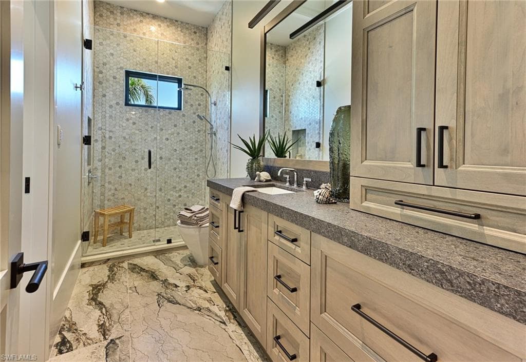 27400 Hickory BLVD-42