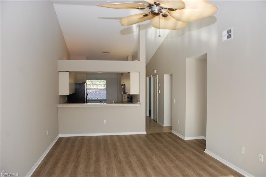 416 Valerie WAY 203-3