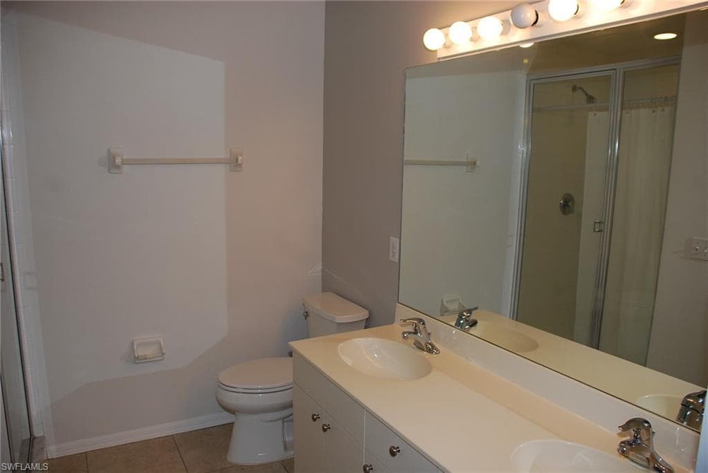 416 Valerie WAY 203-9
