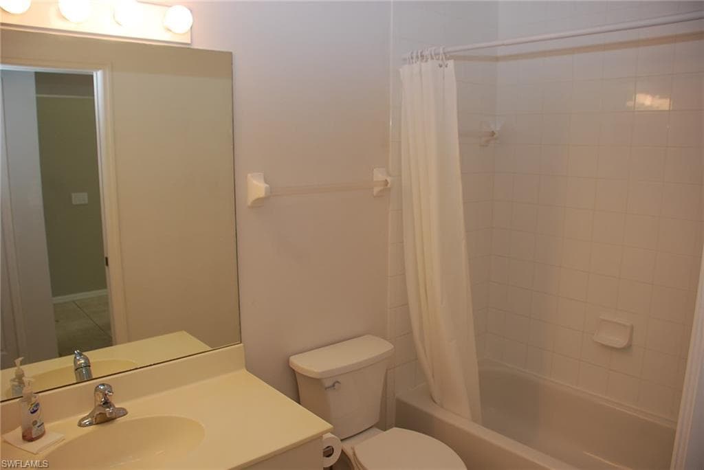 416 Valerie WAY 203-11