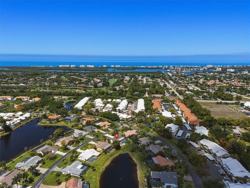 3852 Essex PL-36