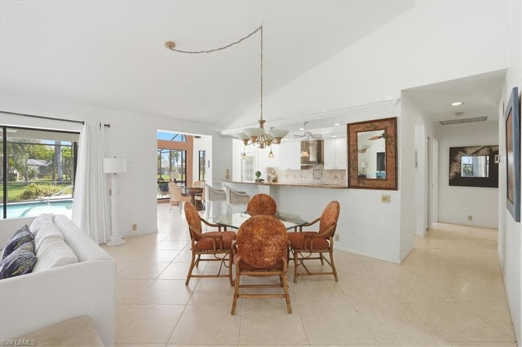 3852 Essex PL-7