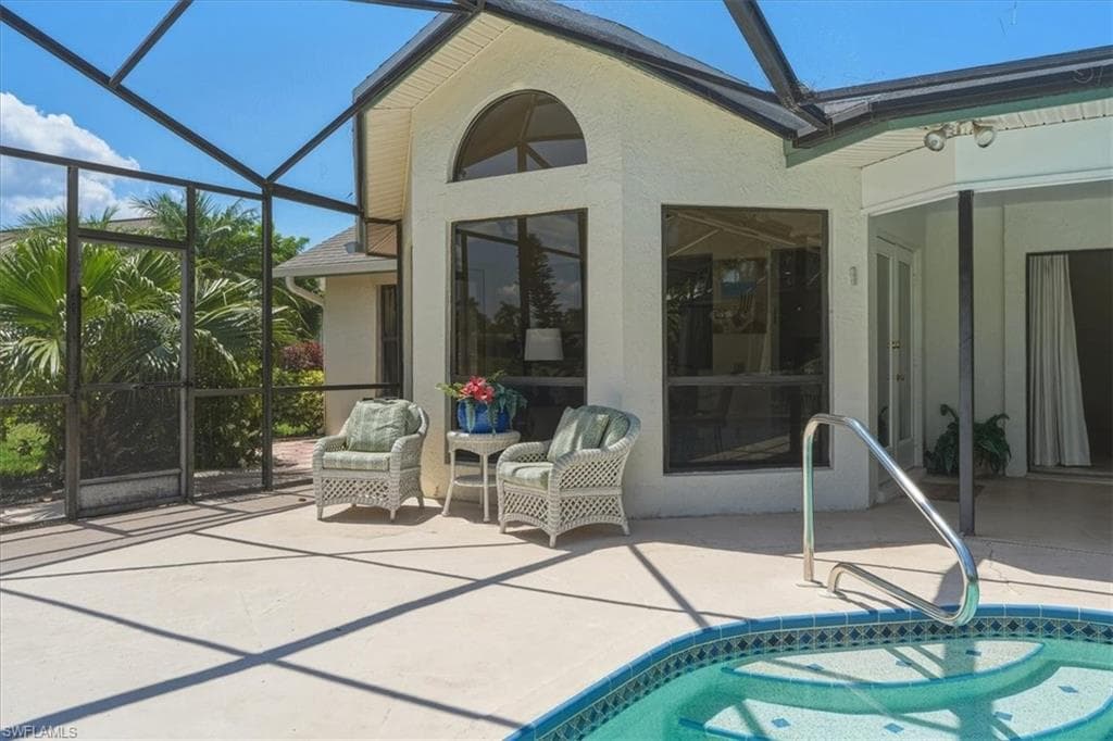 3852 Essex PL-31