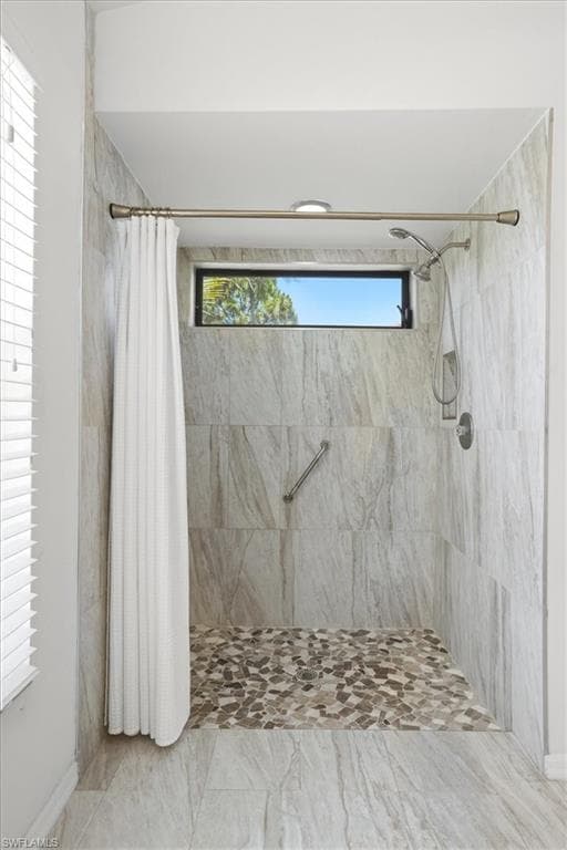 3852 Essex PL-19