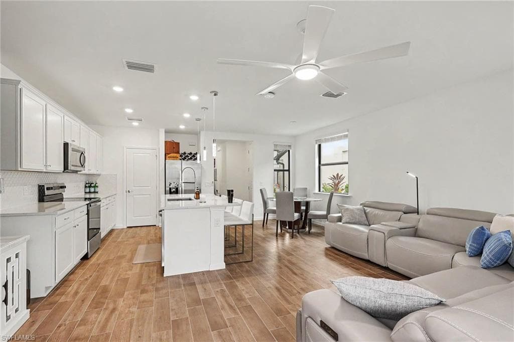 27837 Solis Grande DR-3