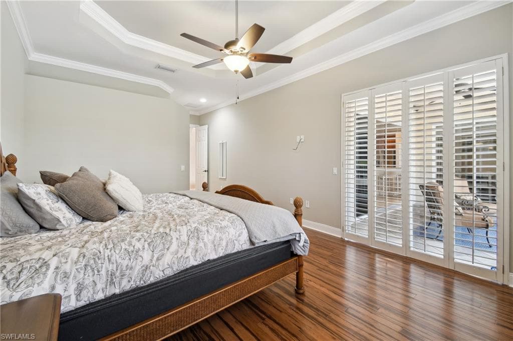 5742 Calmar Breeze LN-20