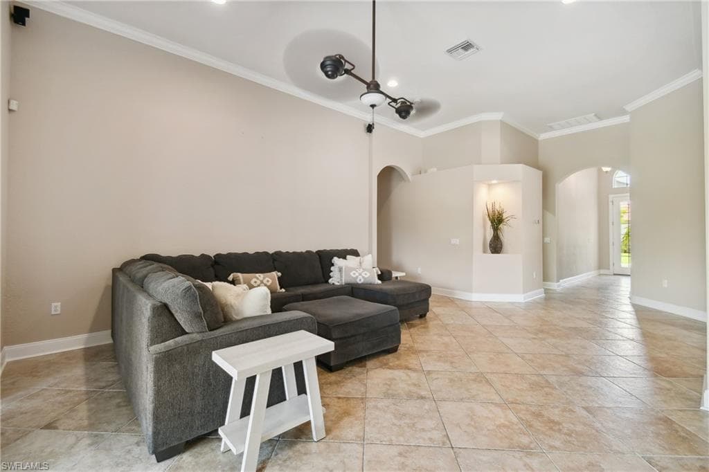5742 Calmar Breeze LN-11