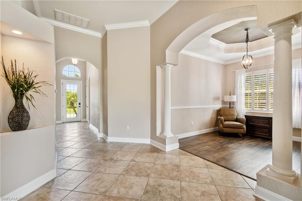 5742 Calmar Breeze LN-4