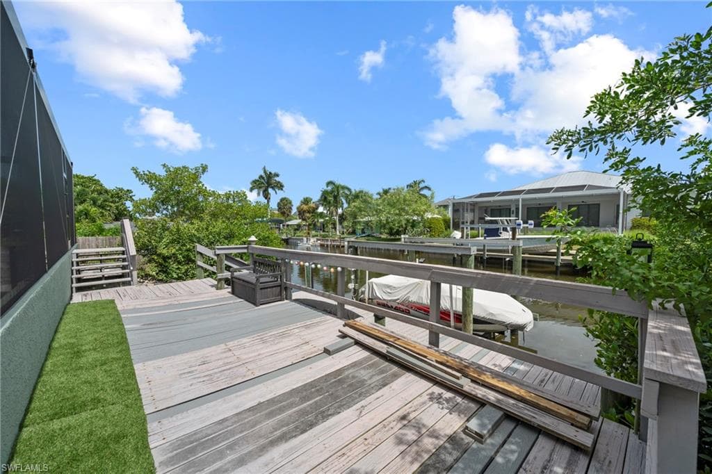 205 2nd ST-27