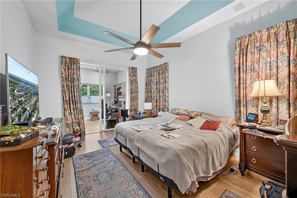 205 2nd ST-15