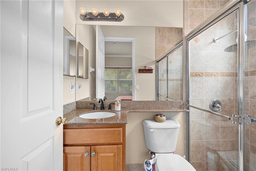 11104 Yellow Poplar DR-12