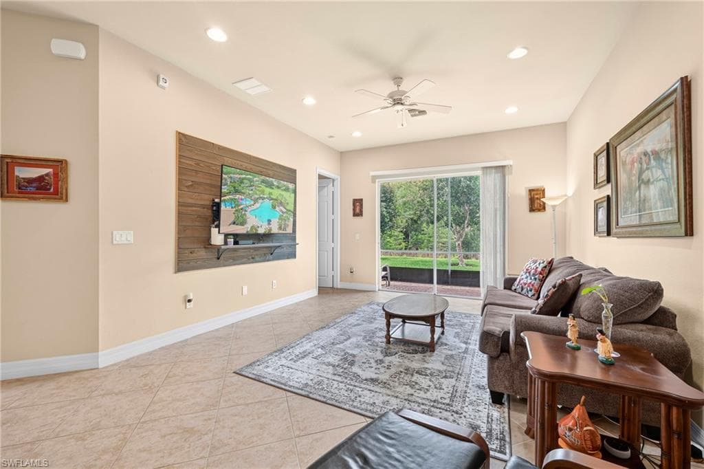 11104 Yellow Poplar DR-4