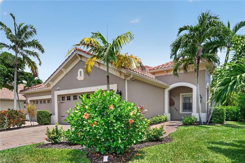 21567 Cascina DR-35