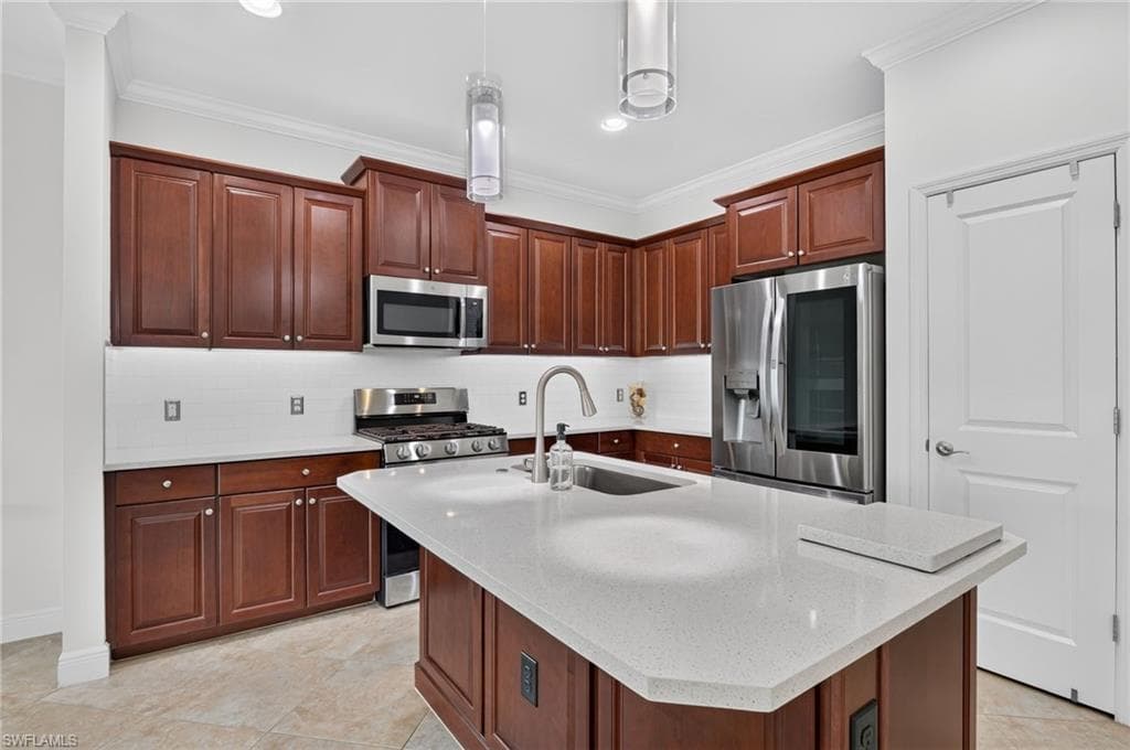 21567 Cascina DR-8