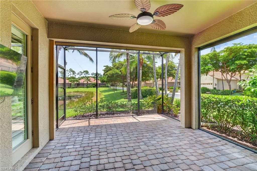 21567 Cascina DR-25