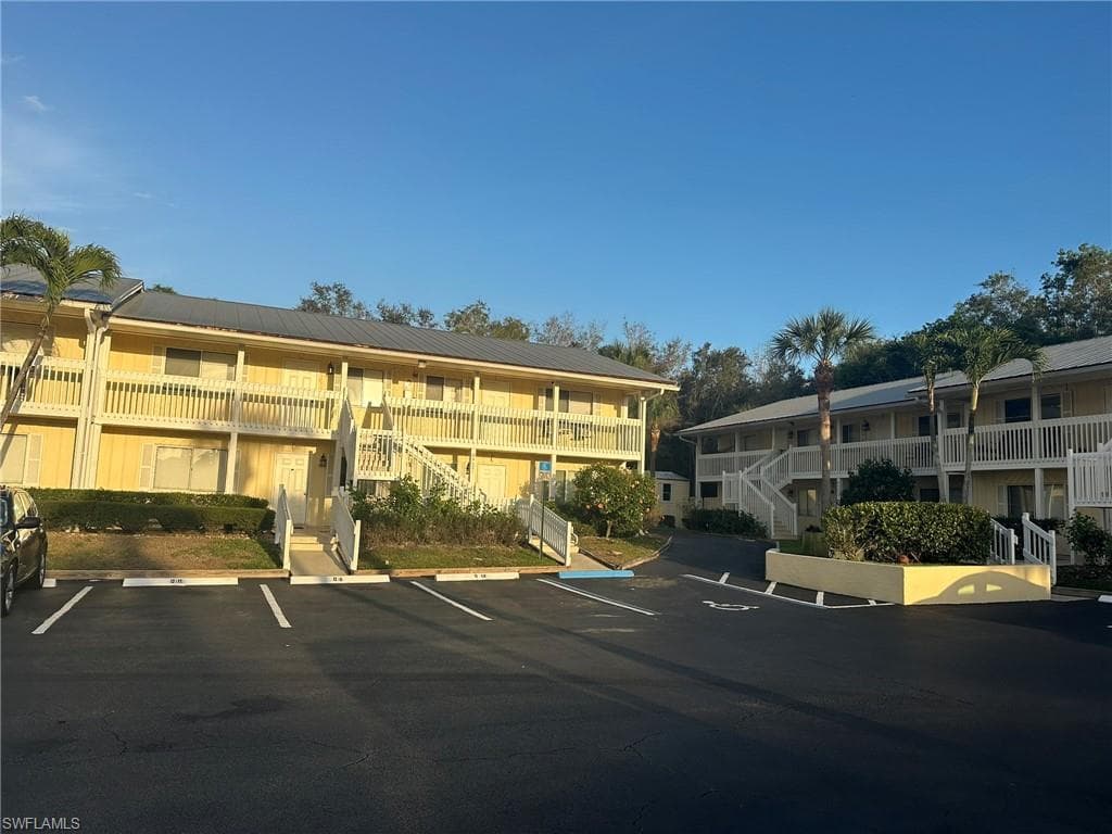 4621 Bayshore DR Q6-2