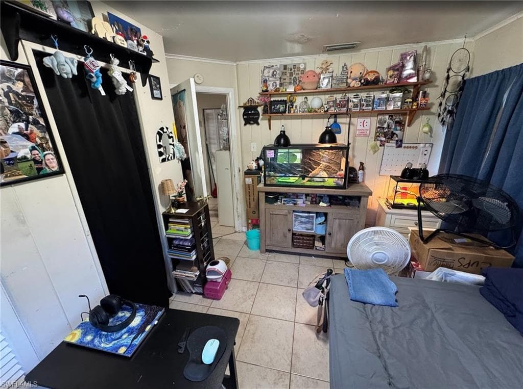 559 San Bernardino ST-9