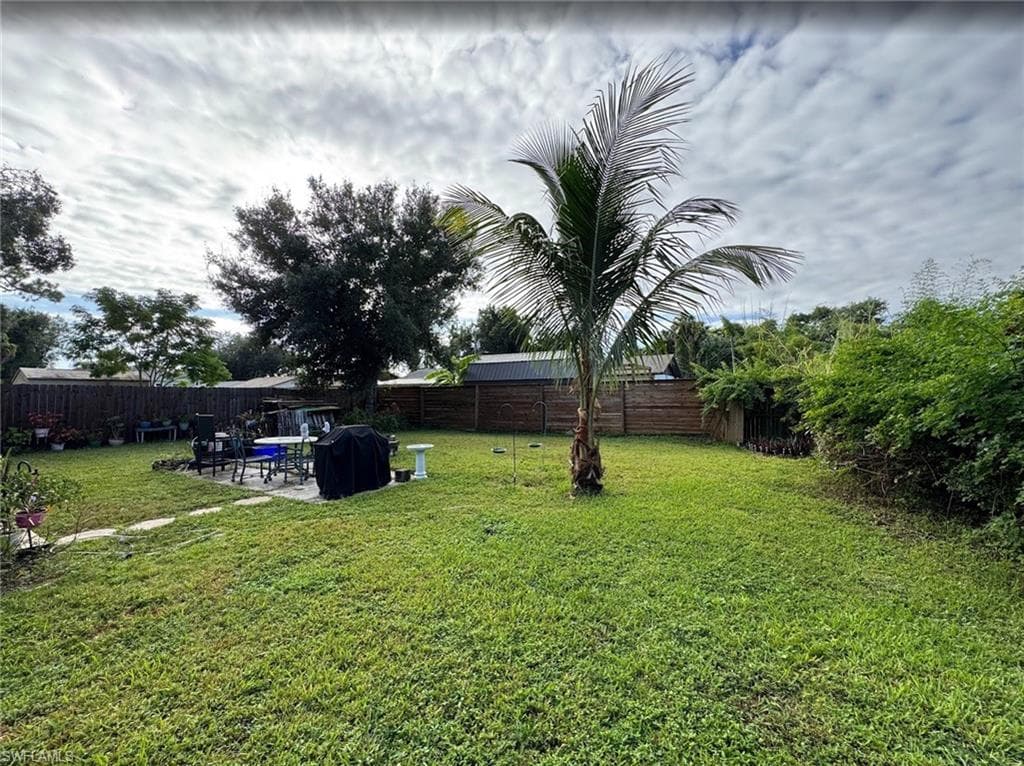 559 San Bernardino ST-11