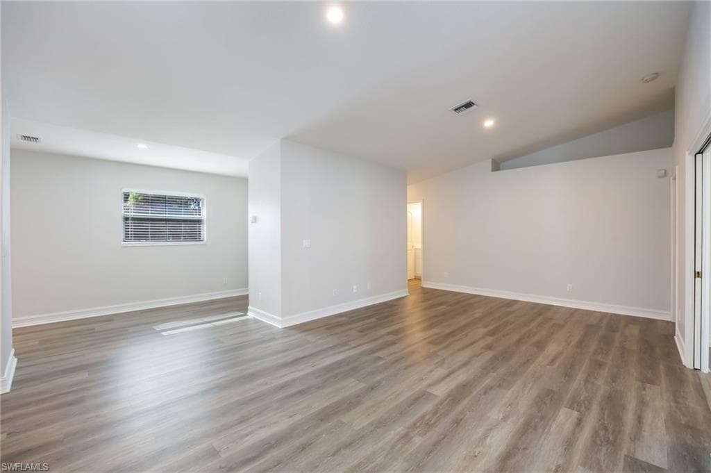 300 Diamond CIR 308-11