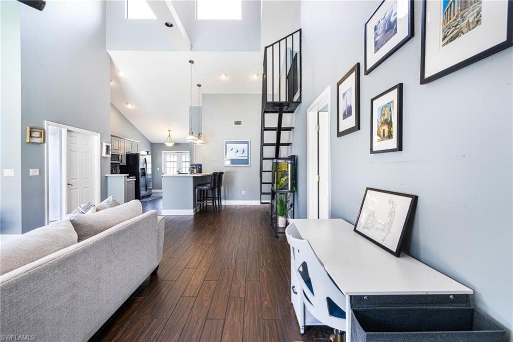5501 Harbour Castle DR-23