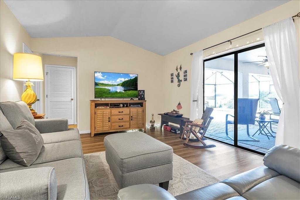 1903 SE 29th LN-24