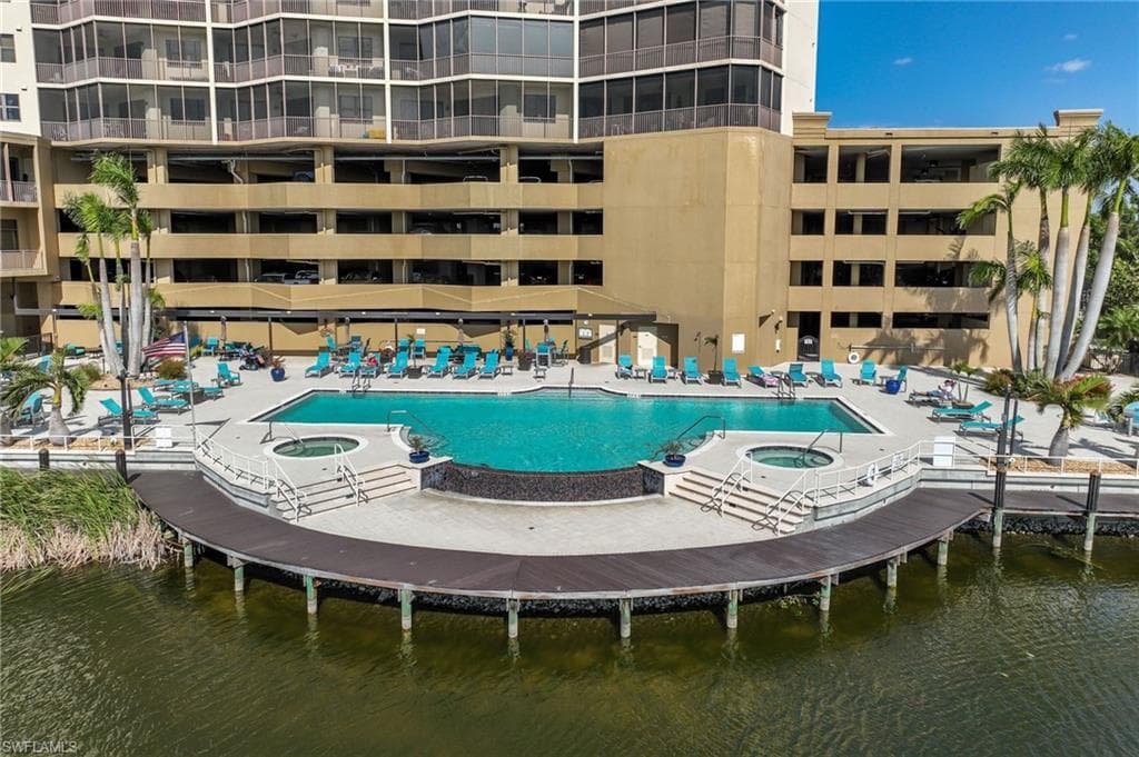 14300 Riva Del Lago DR 2001-41