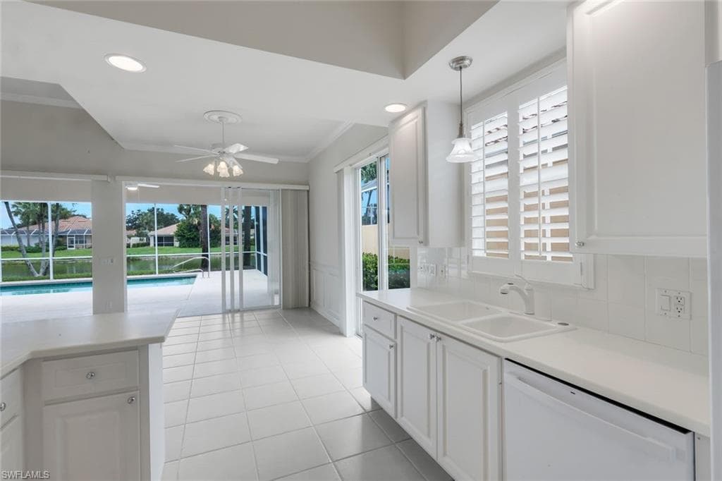 4471 Prescott LN-14