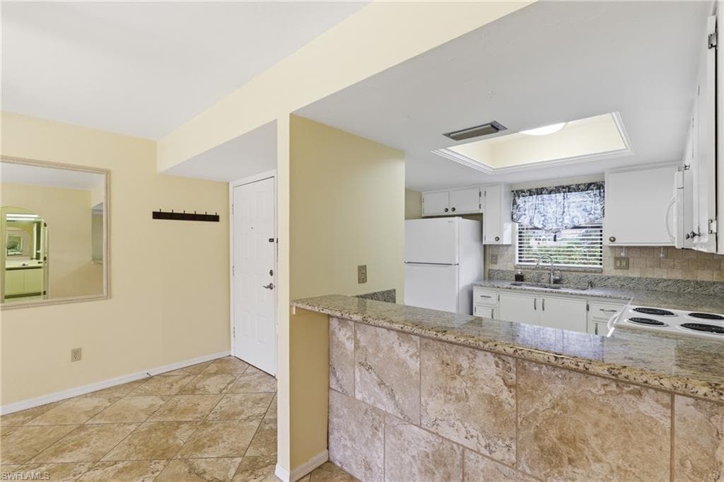 10 Beth Stacey BLVD 206-26