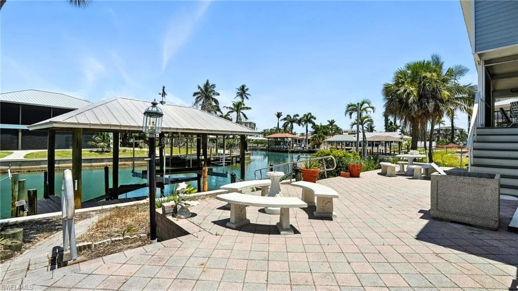 8363 Estero BLVD-32