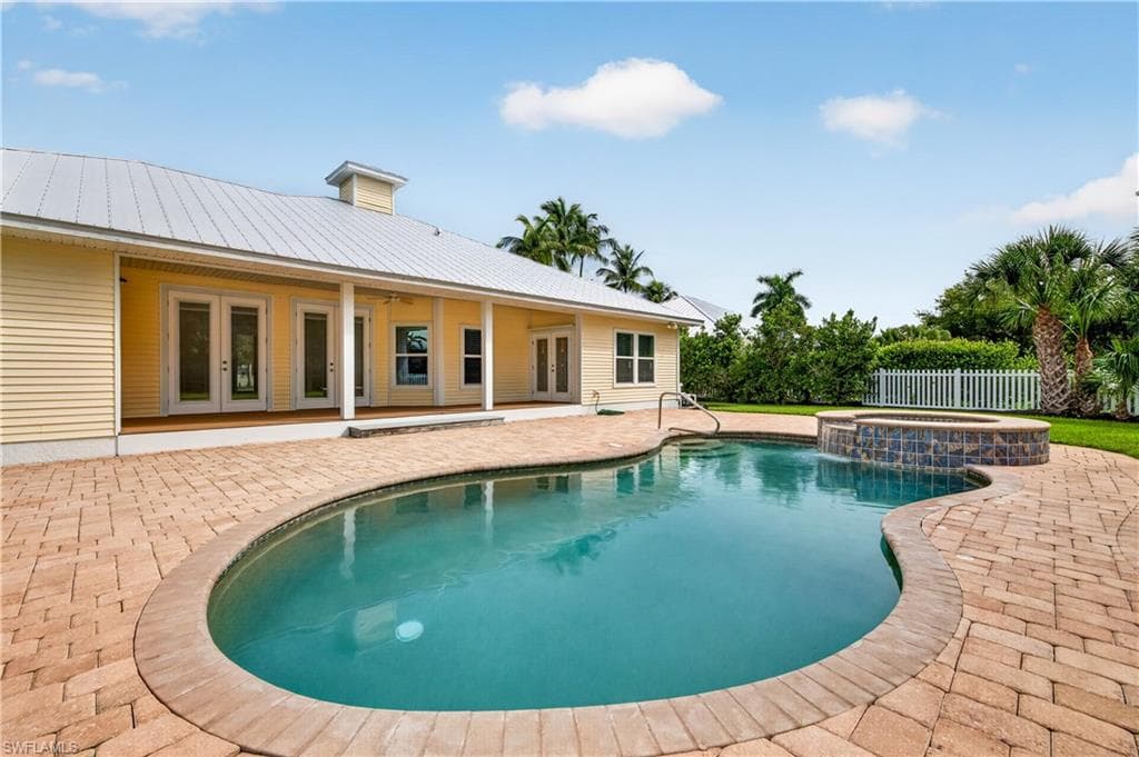 12281 McGregor Palms DR-33