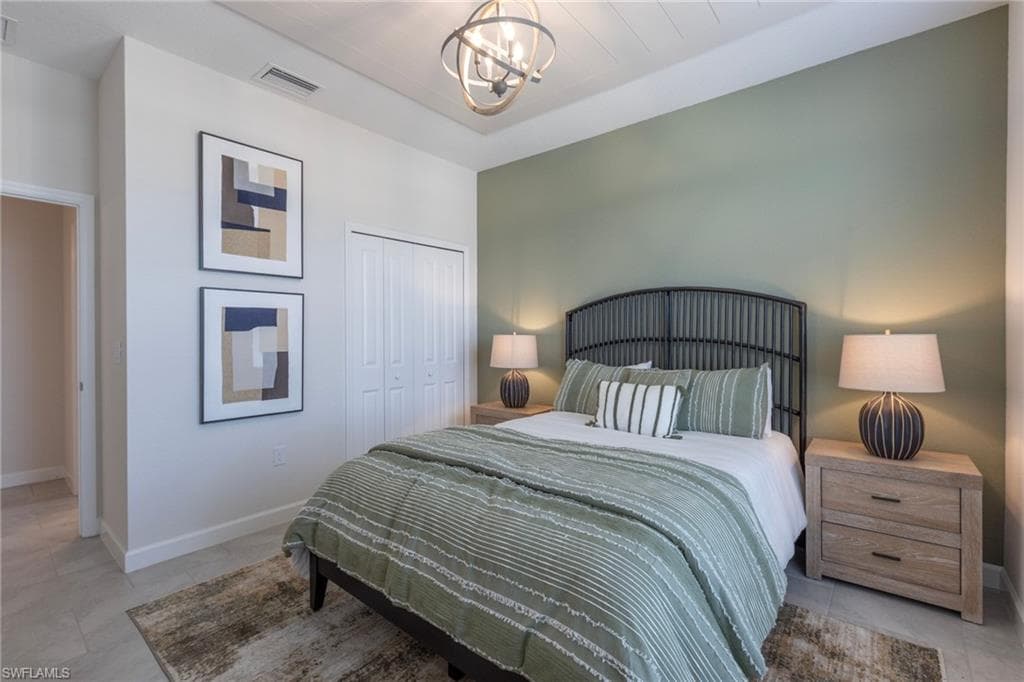 17491 Saddleback LOOP-17