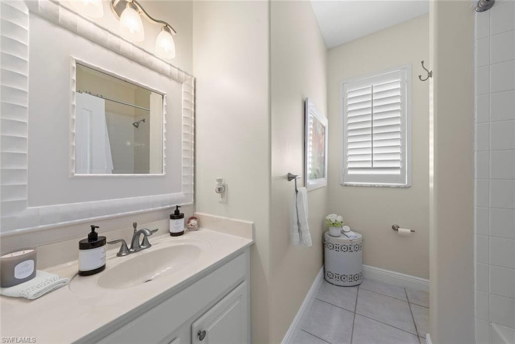8951 Abbotsford TER-34