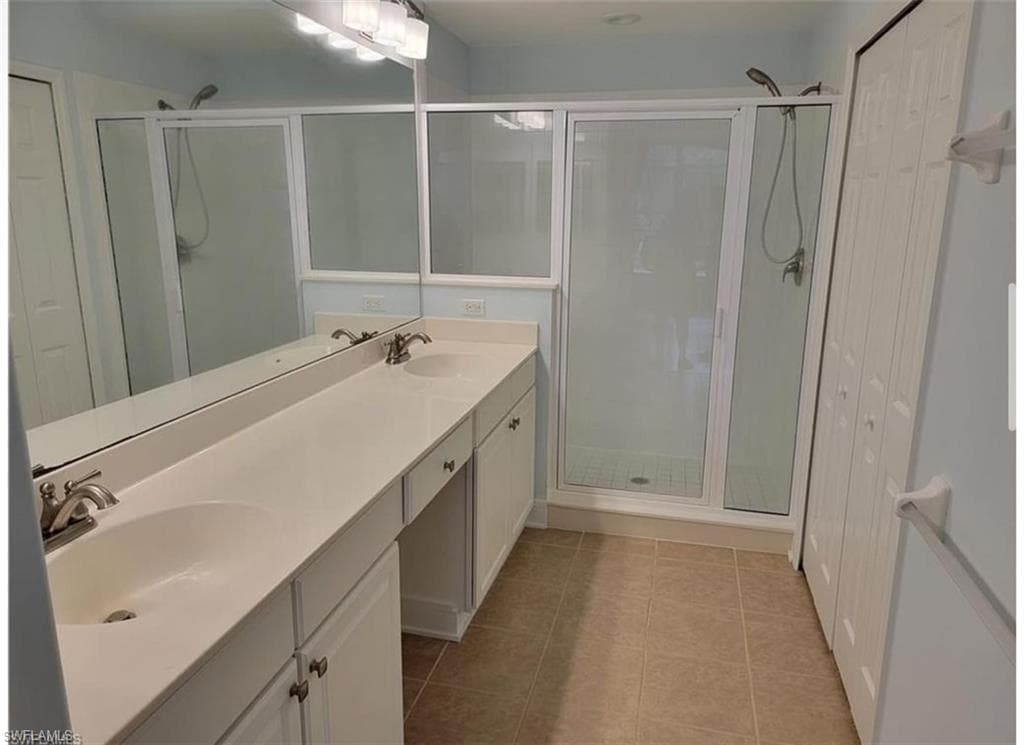 1315 Henley ST 1003-6