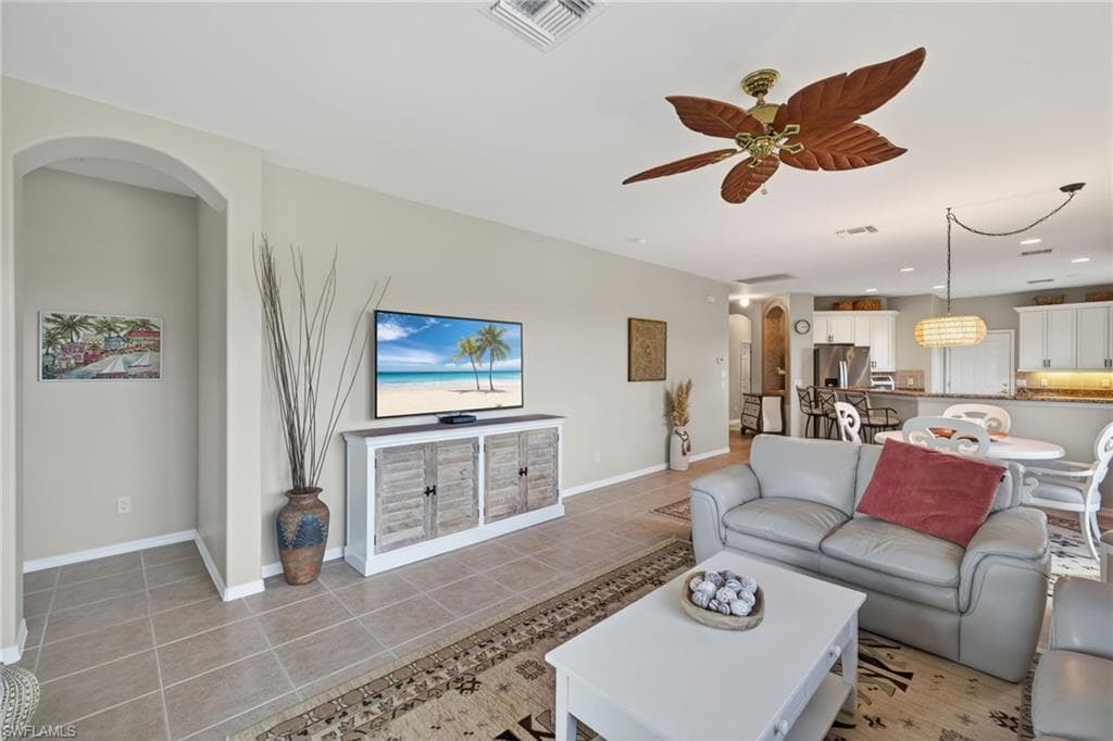 9311 Trieste DR-12