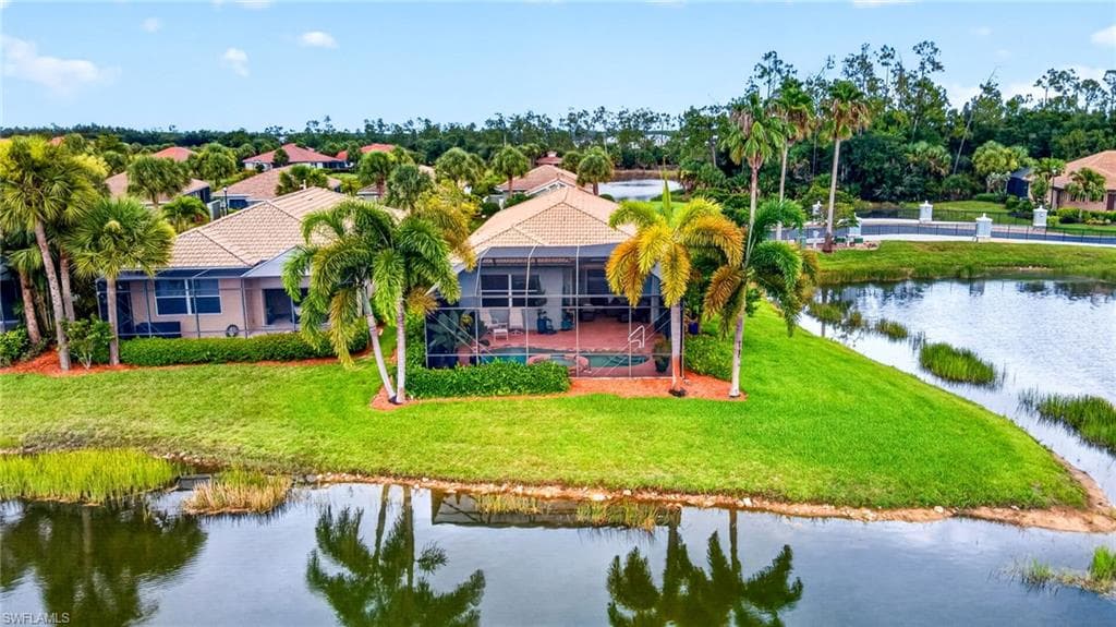 9311 Trieste DR-38