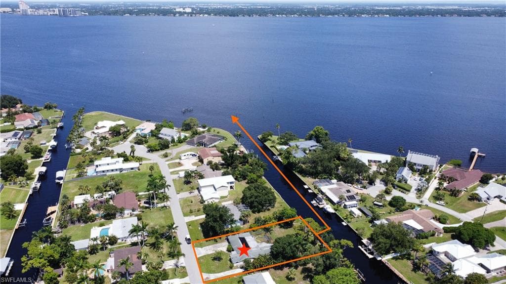 1845 Marina CIR-7