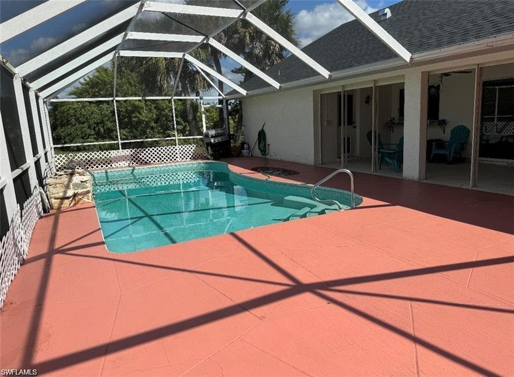 701 Arianne CT-19