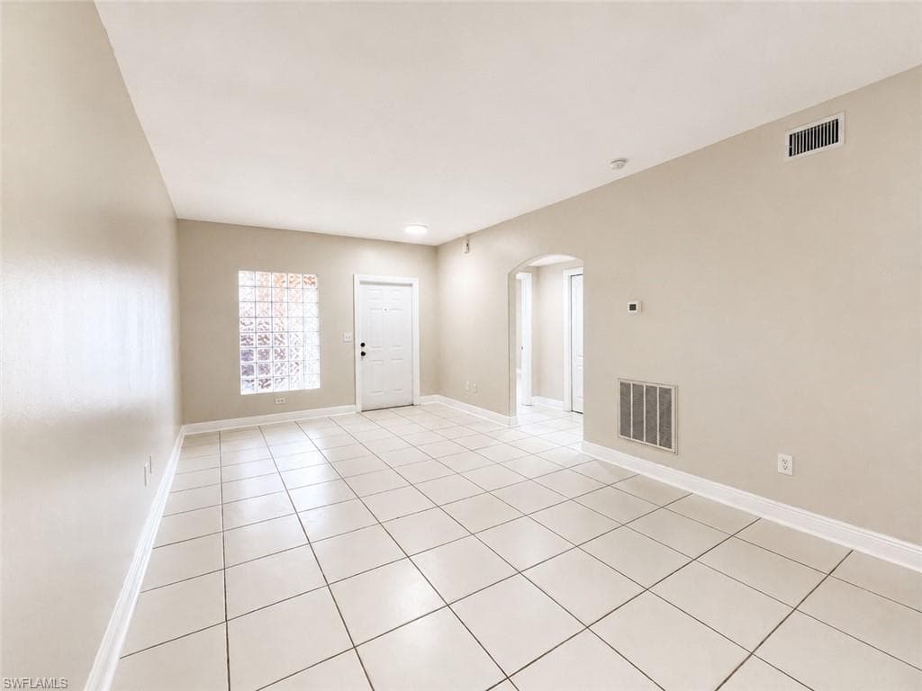 4110 Castilla CIR 105-9