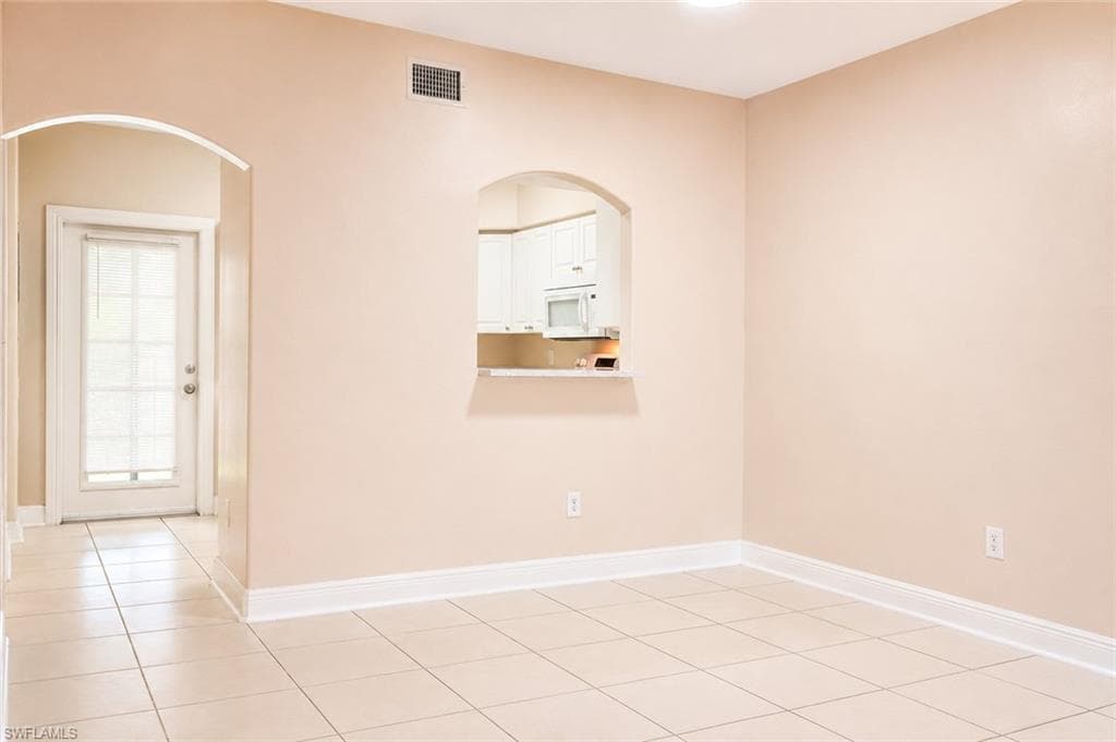 4110 Castilla CIR 105-8