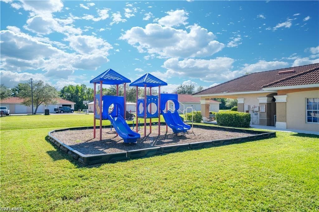 4172 Castilla CIR 201-27