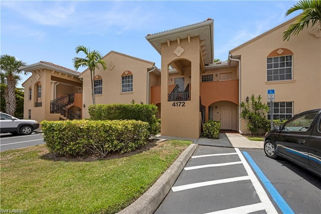 4172 Castilla CIR 201-1