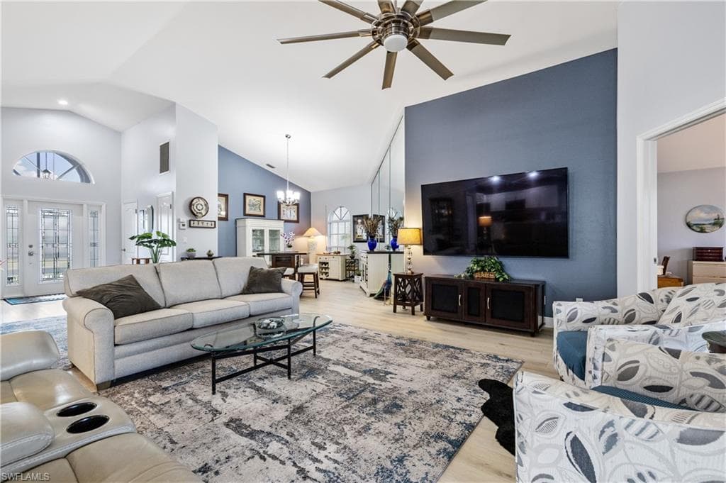 17761 Pineapple Palm CT-31
