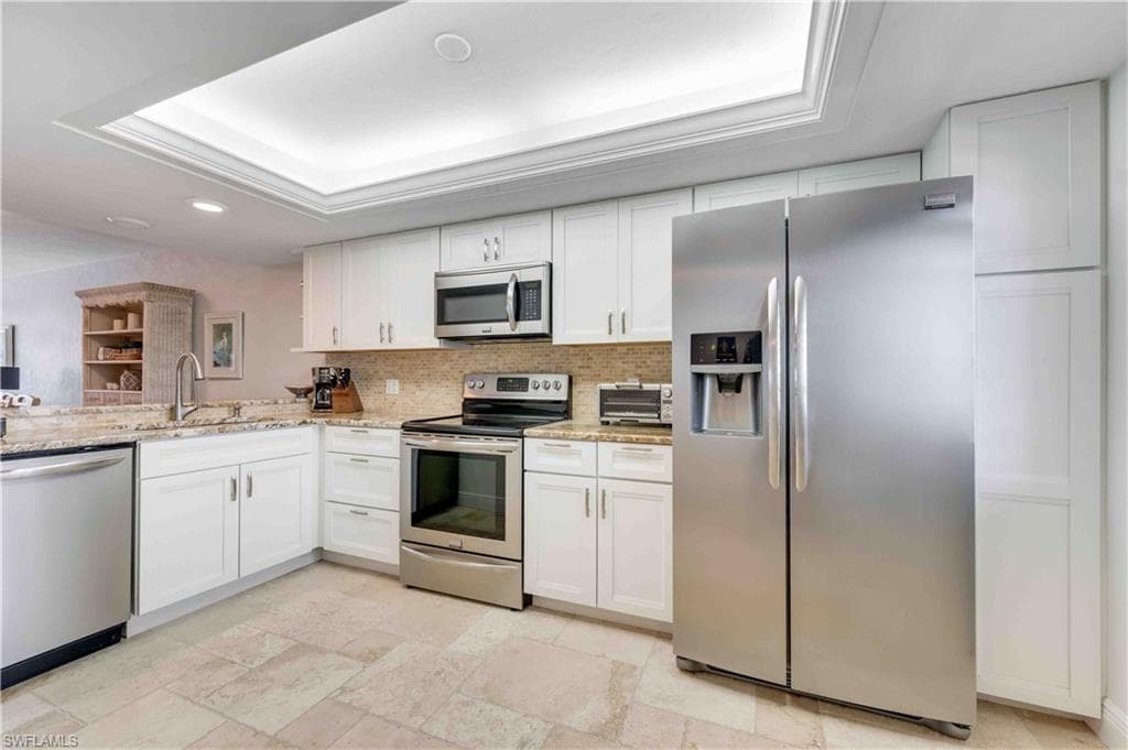 8400 Estero BLVD 502-2