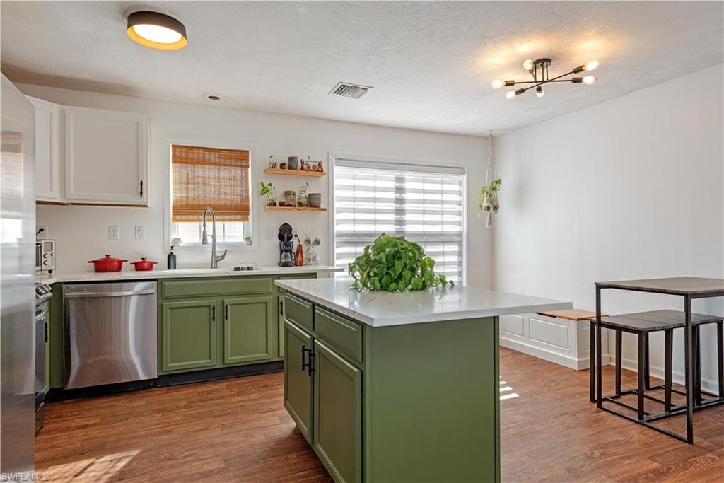 481 Leawood CIR-2