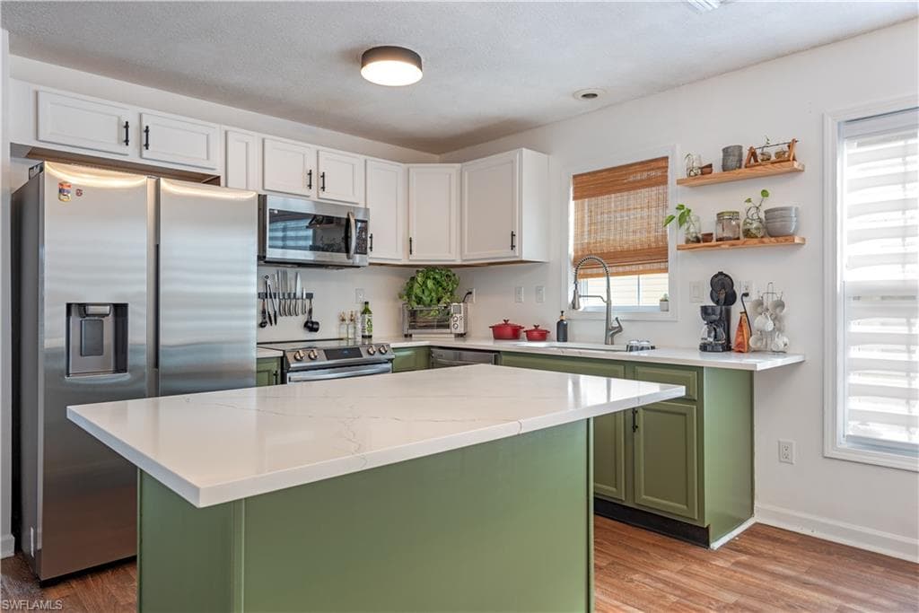 481 Leawood CIR-1