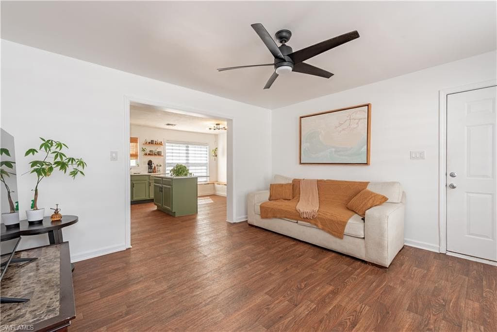 481 Leawood CIR-9