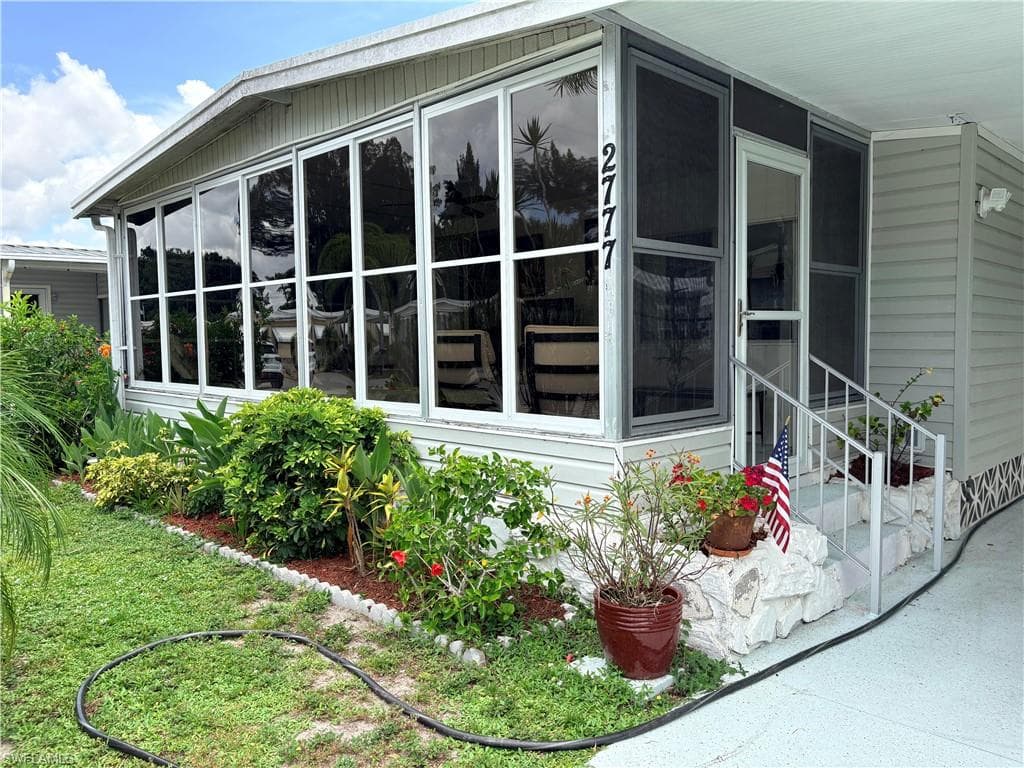 2777 Indianwood DR-2