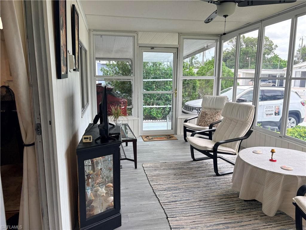 2777 Indianwood DR-13