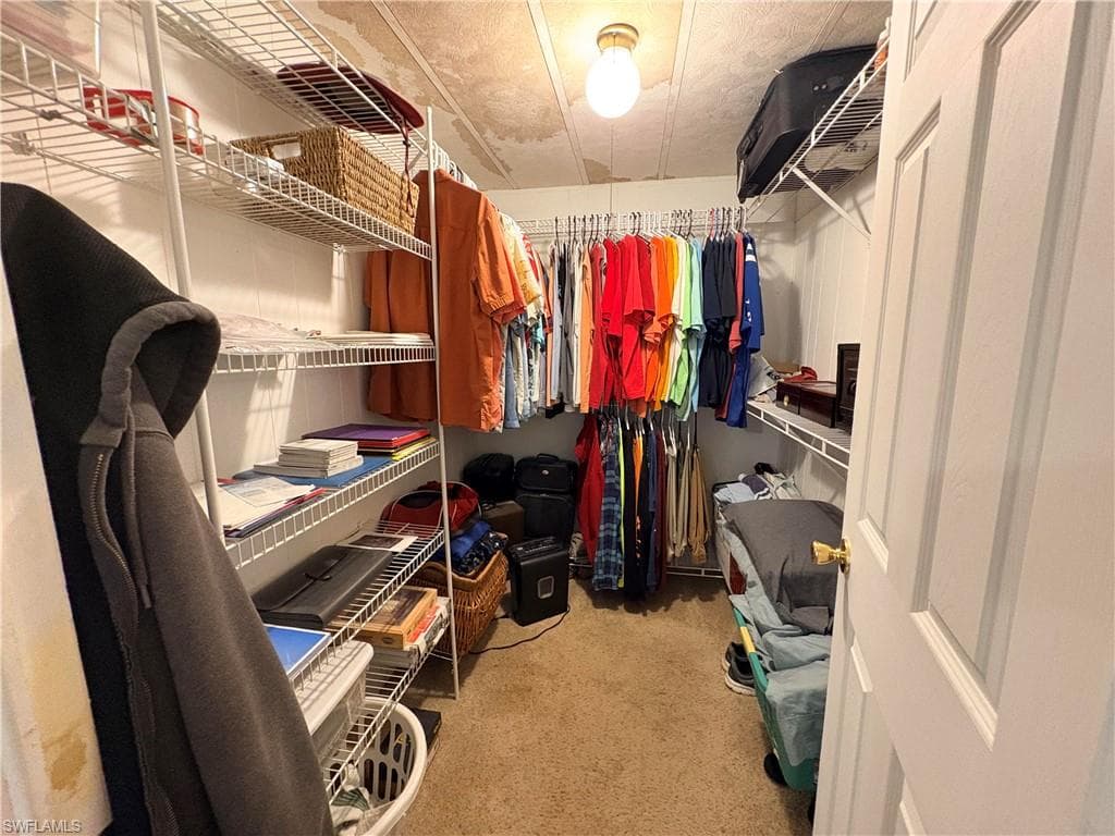 2777 Indianwood DR-24