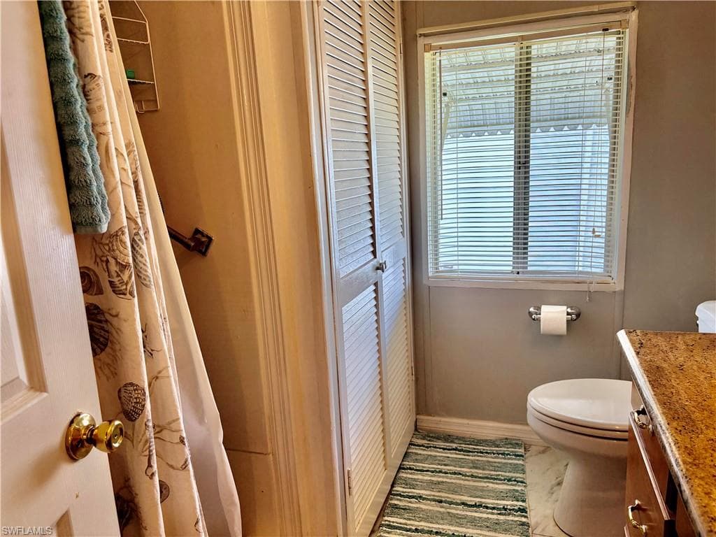 2777 Indianwood DR-25